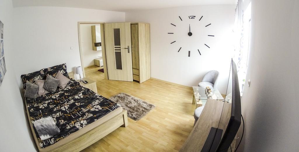 Ferienwohnung Apartament Przy Basztowej Dramburg Exterior foto