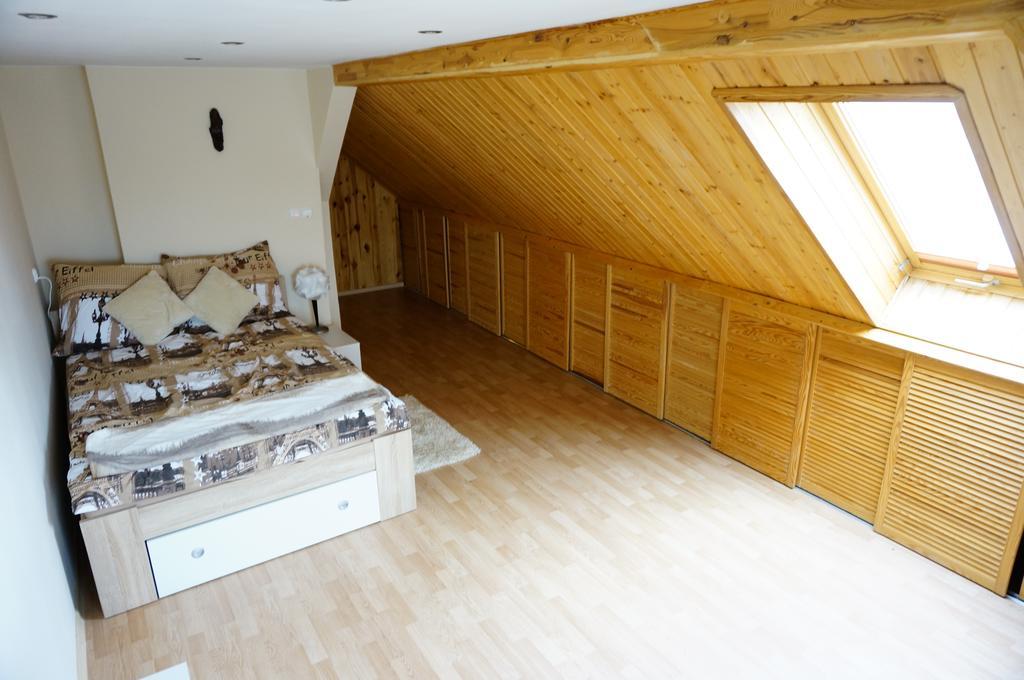 Ferienwohnung Apartament Przy Basztowej Dramburg Exterior foto